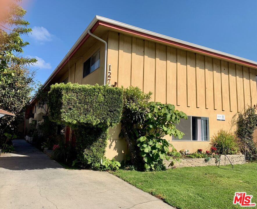 Property photo for 12769 Matteson Ave, Los Angeles, CA