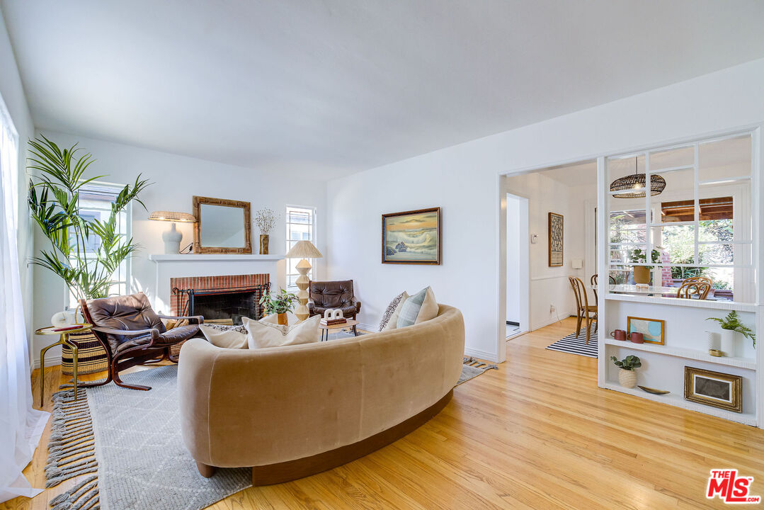 Property photo for 11358 Hannum Ave, Culver City, CA