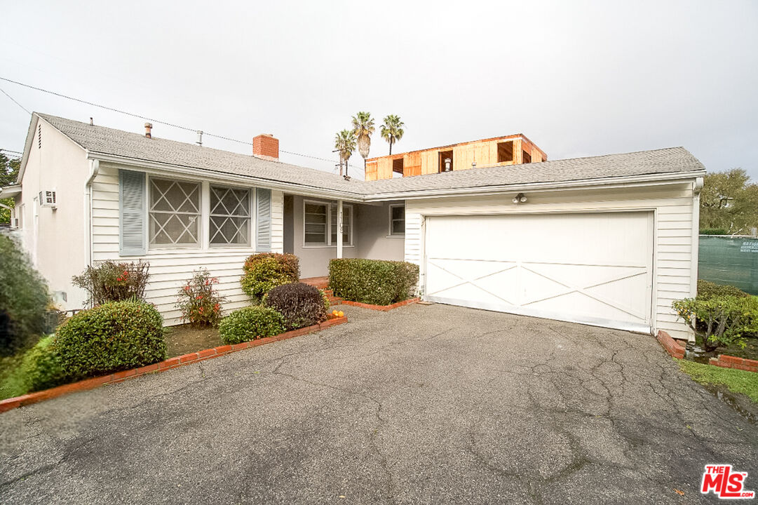 Property photo for 1105 Indiana Ave, Venice, CA