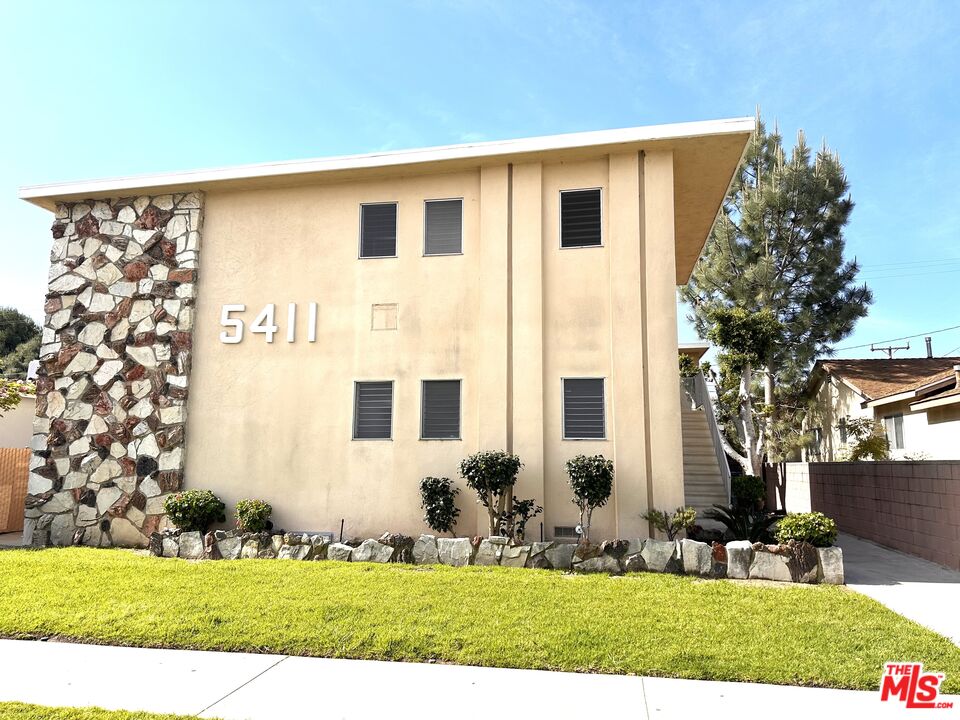 Property photo for 5411 S Centinela Ave, #3, Los Angeles, CA