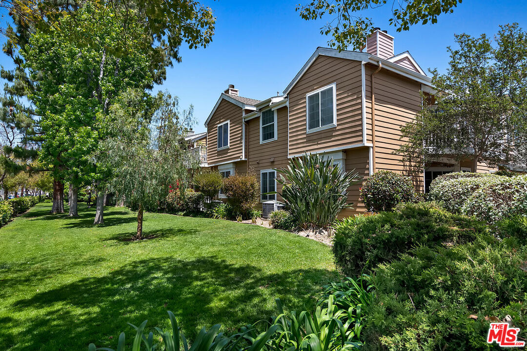 Property photo for 6604 Clybourn Ave, #25, North Hollywood, CA