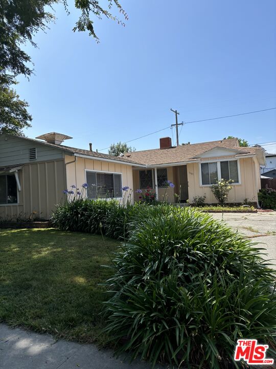 Property photo for 1101 Indiana Ave, Venice, CA