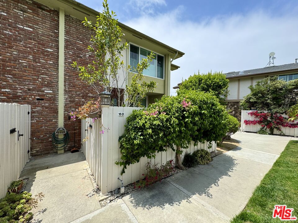 Property photo for 5215 Sepulveda Blvd, #15D, Culver City, CA