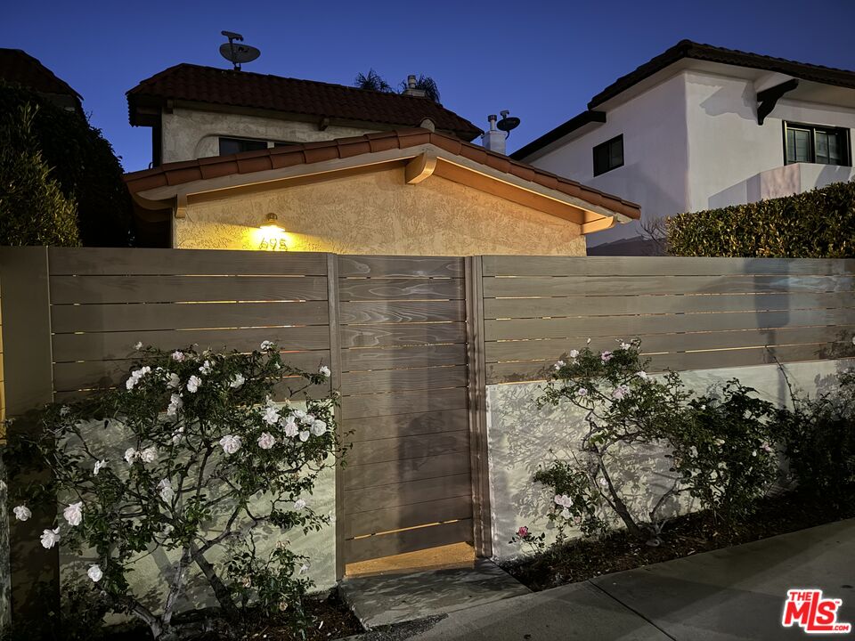 Property photo for 695 Washington Blvd, Marina Del Rey, CA