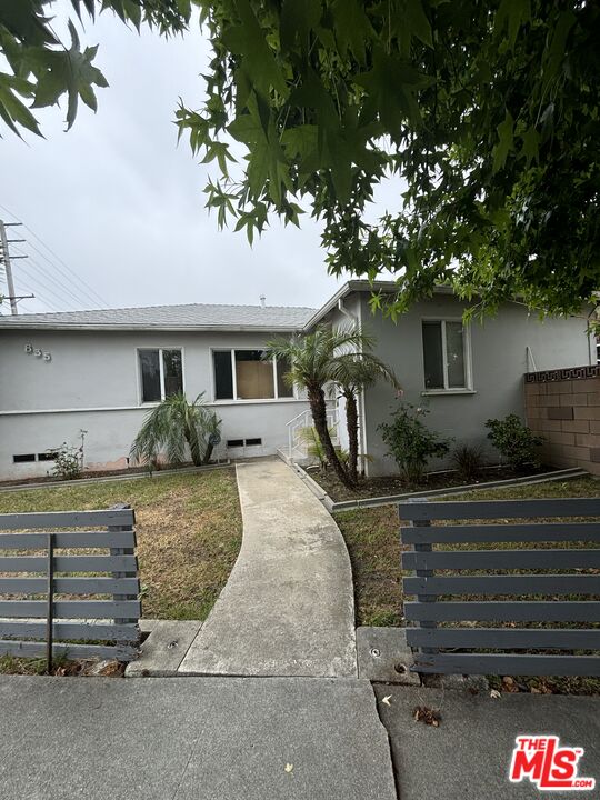 Property photo for 835 Courtland St, Venice, CA