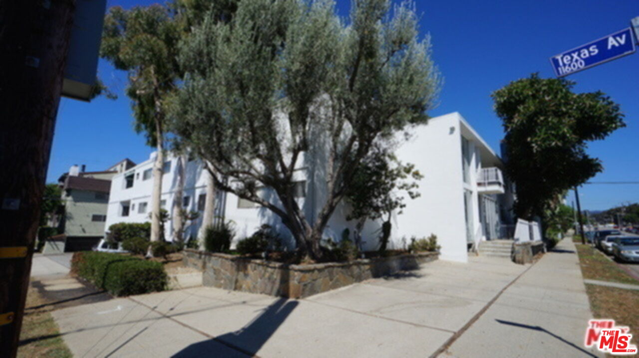 Property photo for 1295 FEDERAL AVE, #16, Los Angeles, CA
