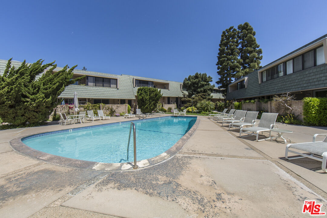 Property photo for 13210 Admiral Ave, #A, Marina Del Rey, CA