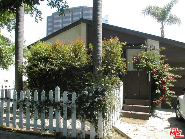 Property photo for 1227 Franklin St, #D, Santa Monica, CA