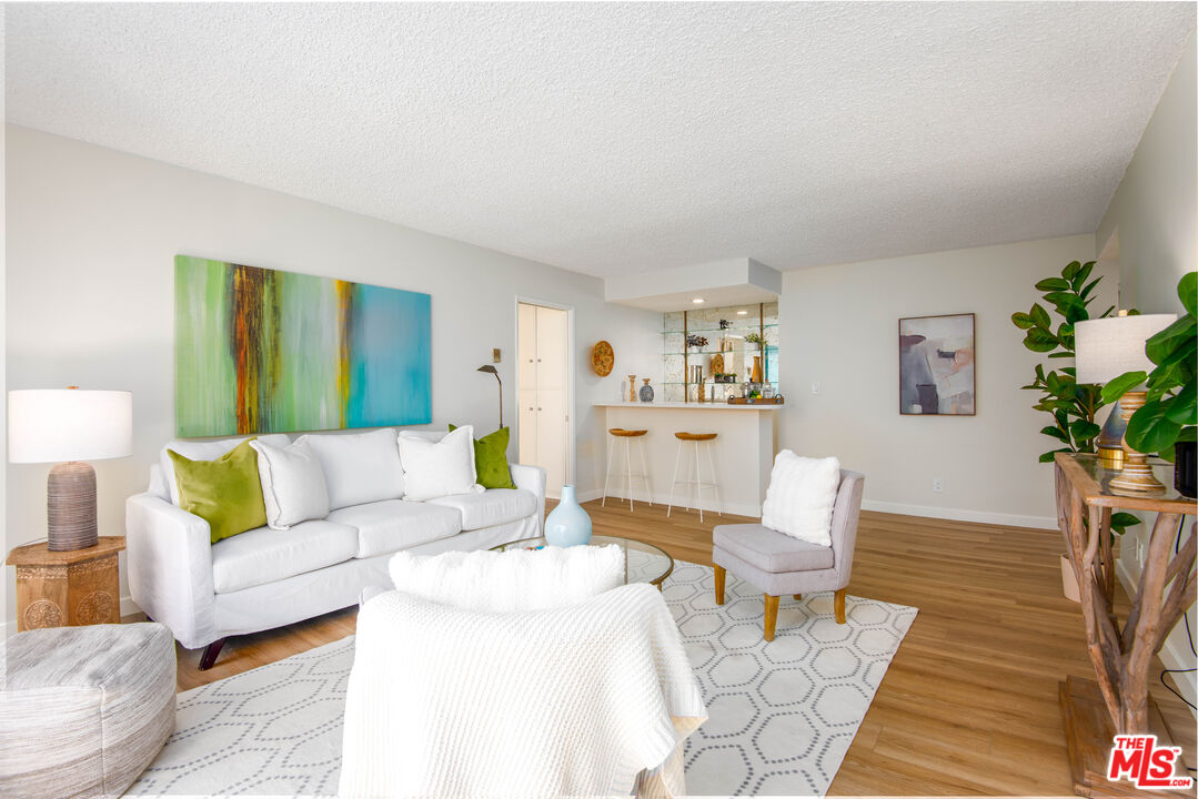 Property photo for 5600 Kensington Way, #206, Culver City, CA