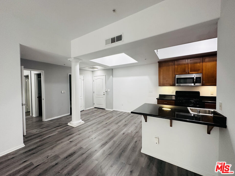 Property photo for 4060 Glencoe Ave, #312, Marina Del Rey, CA