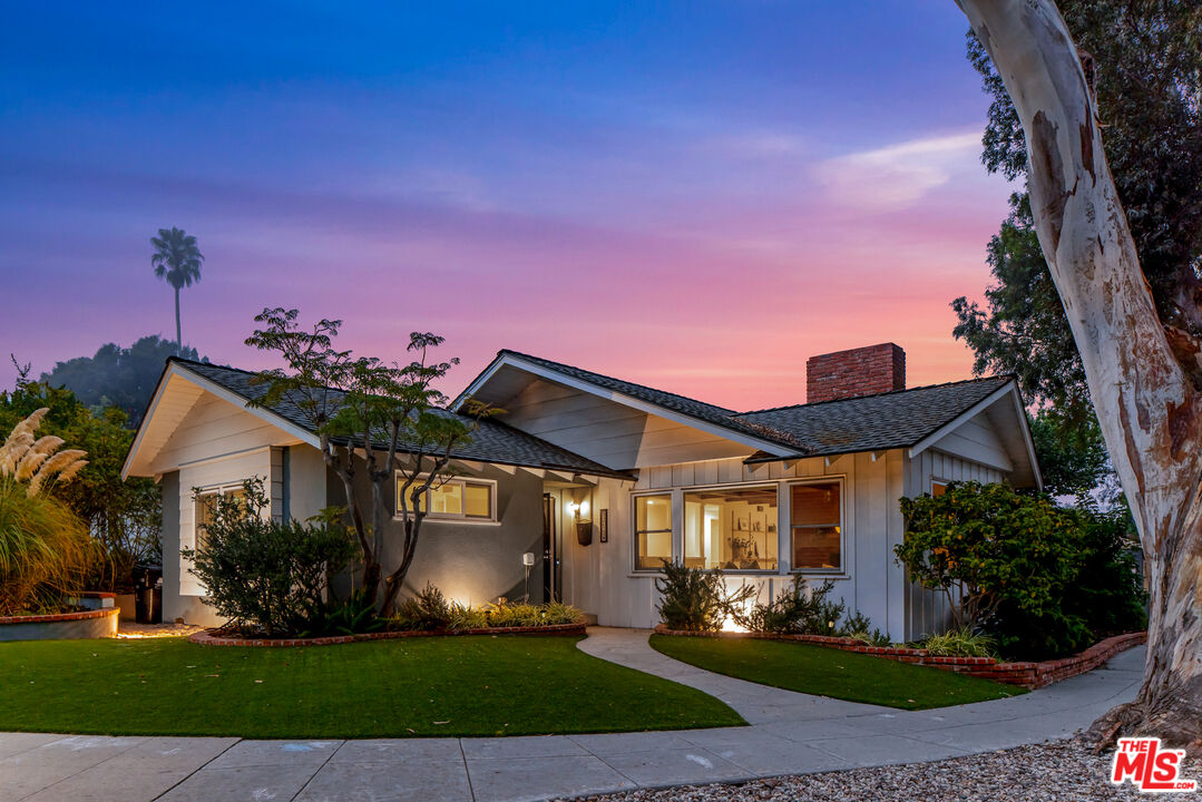 Property photo for 8258 Billowvista Dr, Playa Del Rey, CA