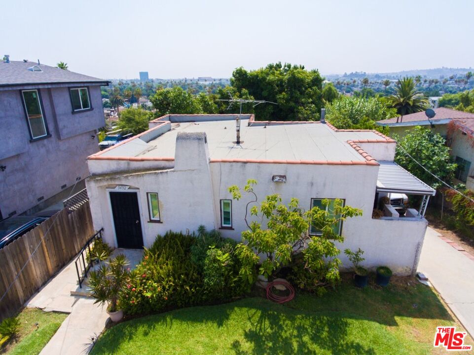 Property photo for 3432 Linda Vista Ter, Los Angeles, CA