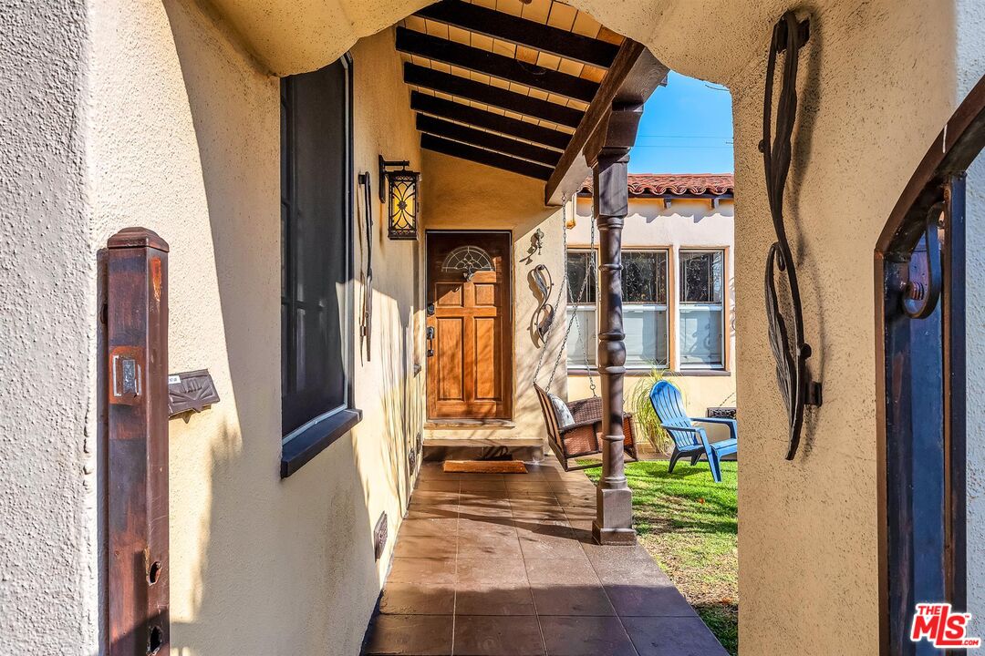 Property photo for 3920 Westside Ave, Los Angeles, CA