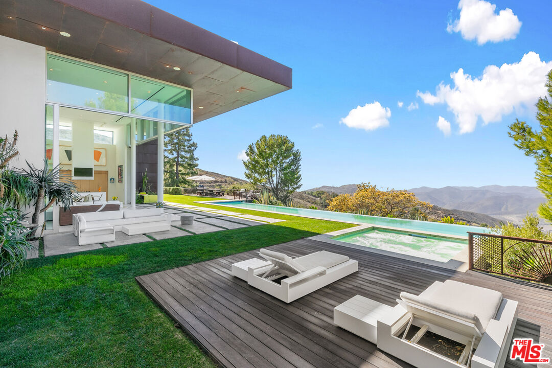 Property photo for 9200 Cotharin Rd, Malibu, CA