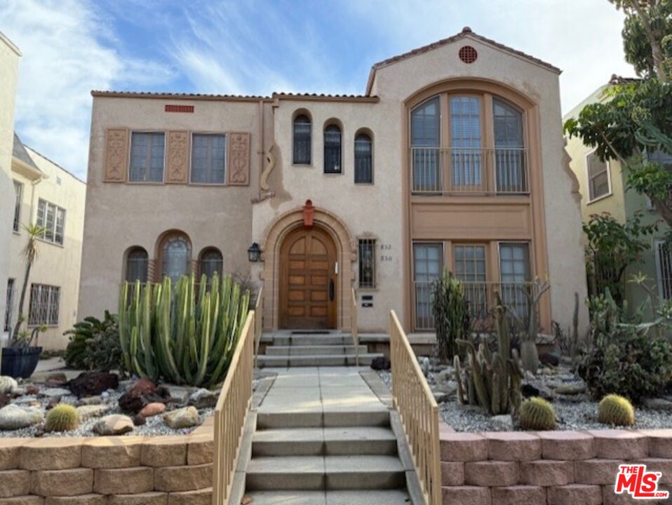 Property photo for 832 S Detroit St, Los Angeles, CA