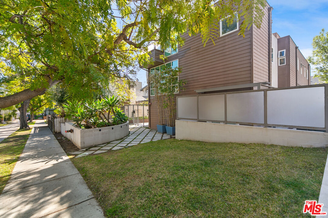 Property photo for 1228 21st St, #A, Santa Monica, CA