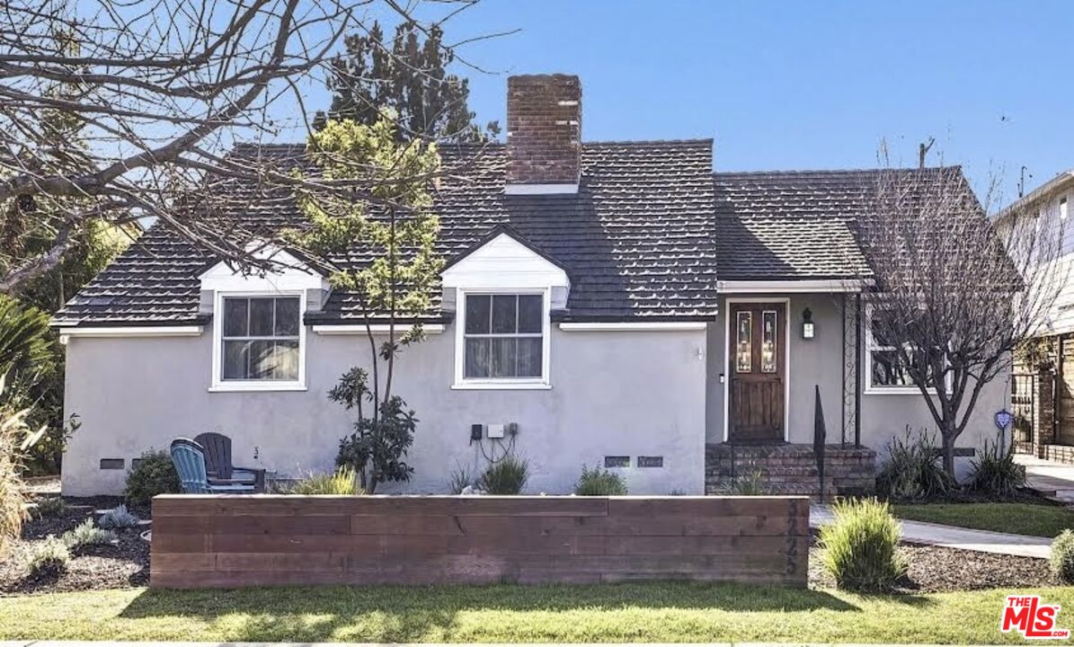 Property photo for 3225 Butler Ave, Los Angeles, CA