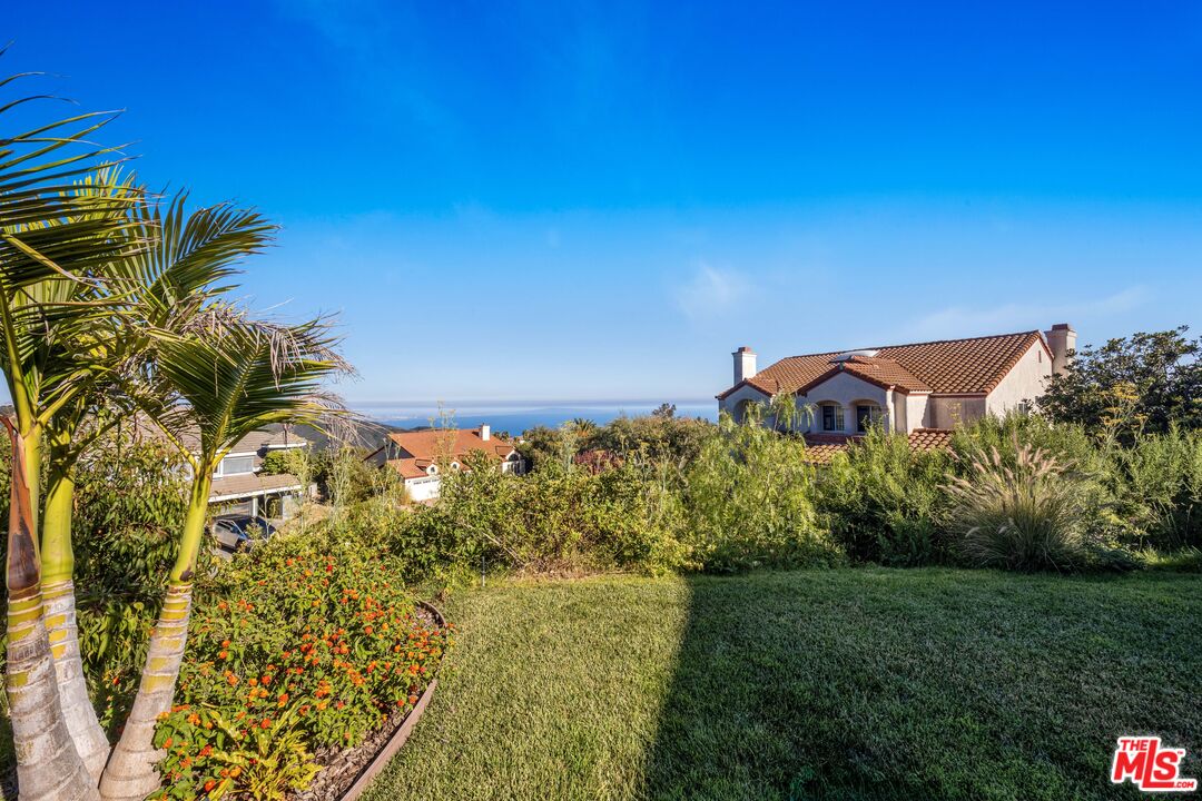 Property photo for 23472 W Moon Shadows Dr, Malibu, CA