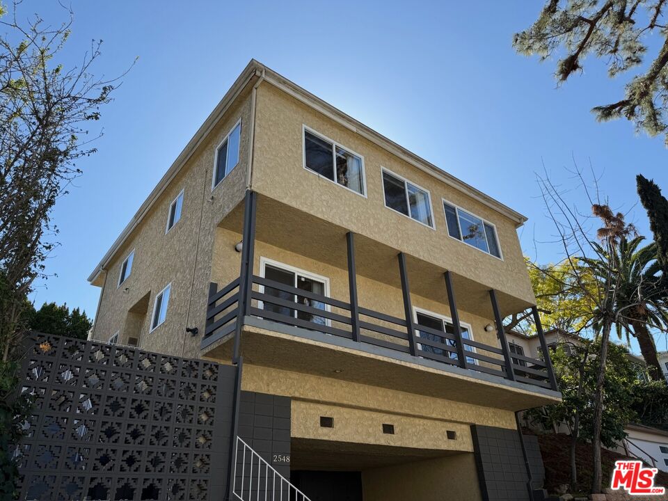 Property photo for 2548 Panorama Ter, Los Angeles, CA