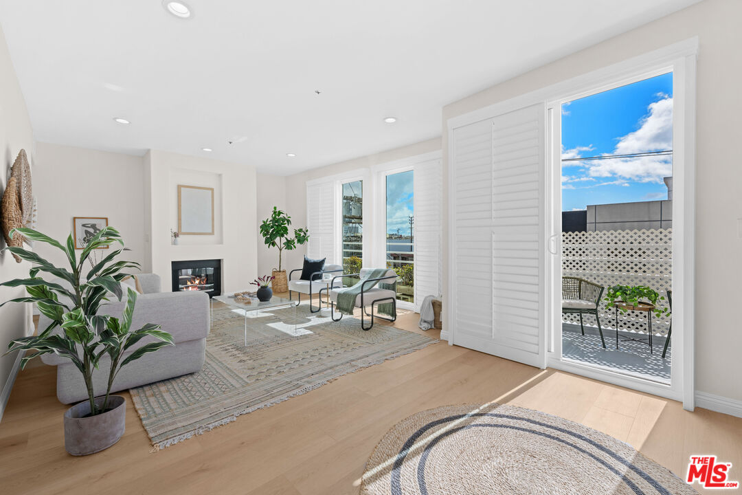 Property photo for 11920 Goshen Ave, #402, Los Angeles, CA