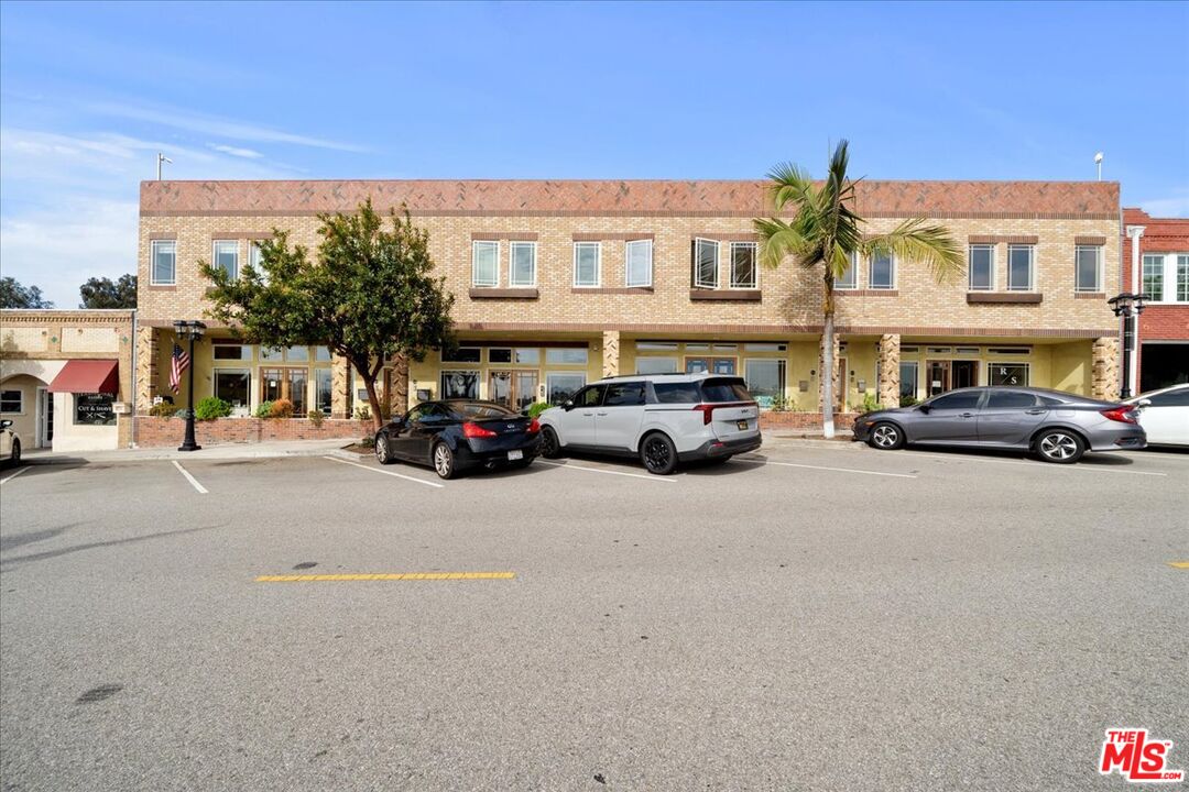 Property photo for 123 Richmond St, El Segundo, CA