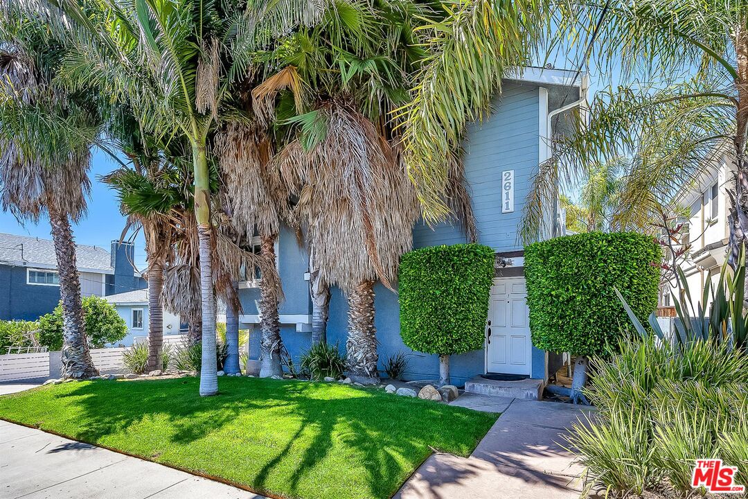 Property photo for 2611 Carnegie Ln, #3, Redondo Beach, CA