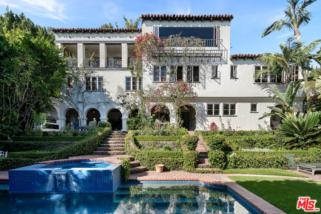 Property photo for 7464 Hillside Ave, Los Angeles, CA