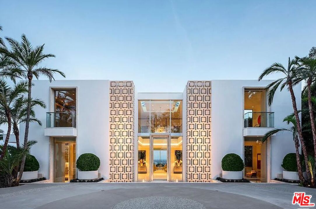 Property photo for 1500 Gilcrest Dr, Beverly Hills, CA