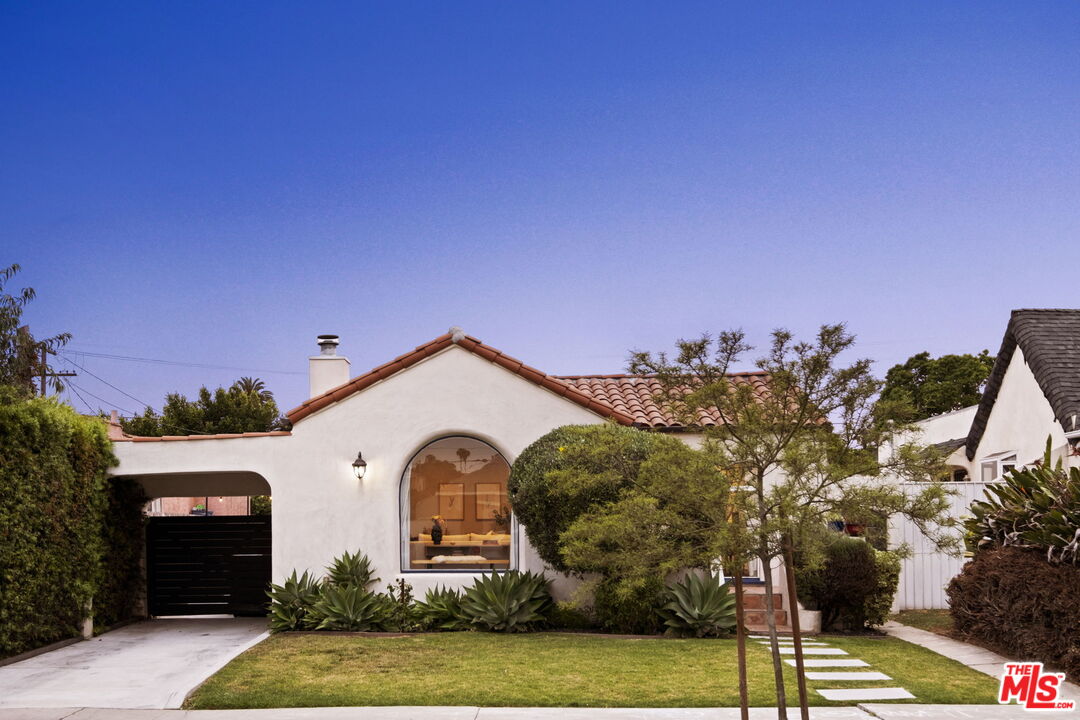 Property photo for 2907 Potomac Ave, Los Angeles, CA