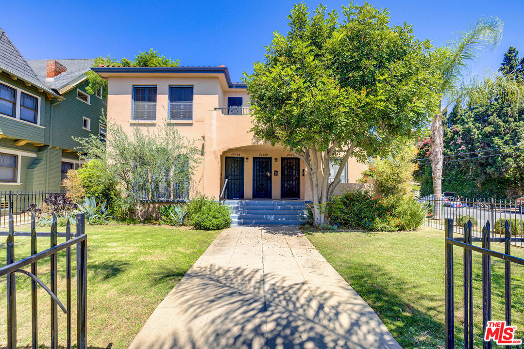 Property photo for 2656 Kenwood Ave, Los Angeles, CA