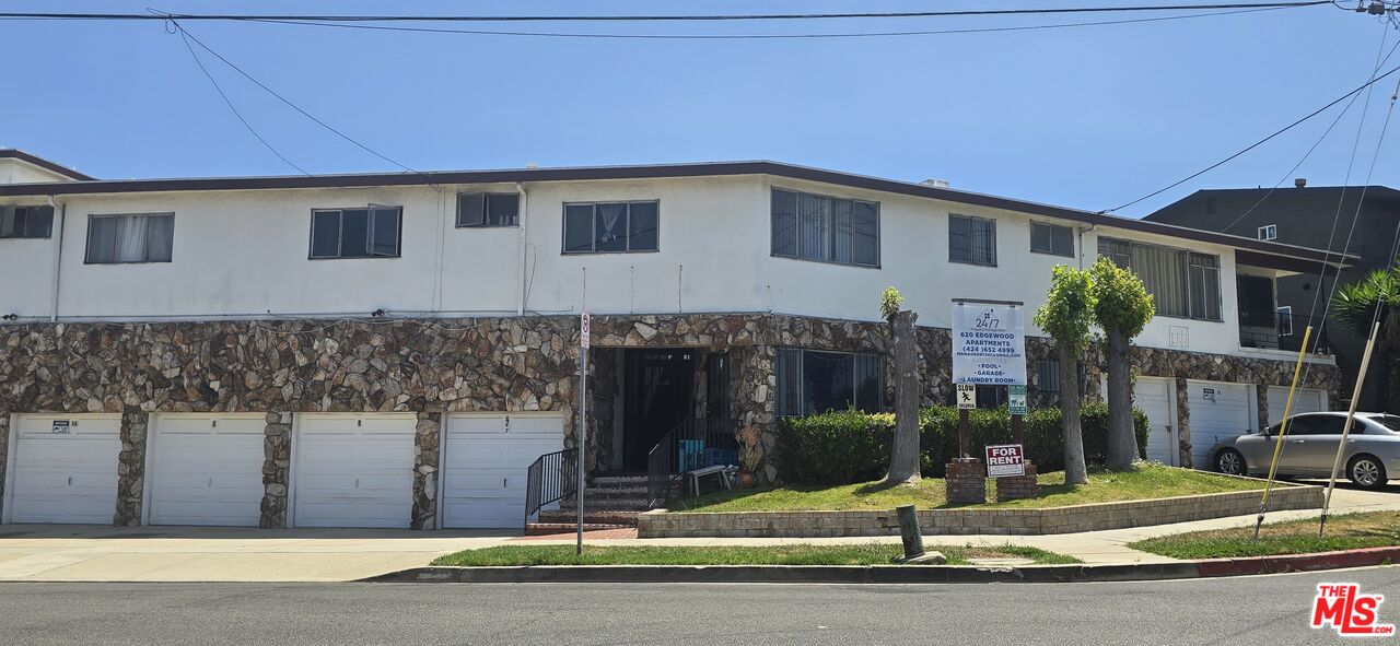 Property photo for 620 Edgewood St, Inglewood, CA