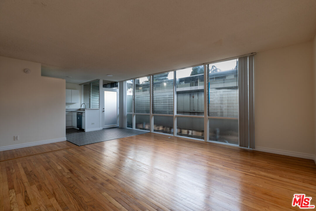 Property photo for 11131 ROSE AVE, #5, Los Angeles, CA