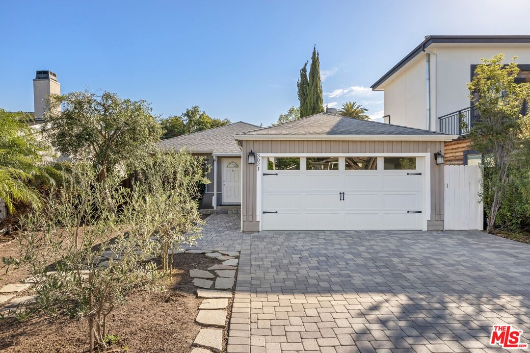 Property photo for 3021 Kelton Ave, Los Angeles, CA