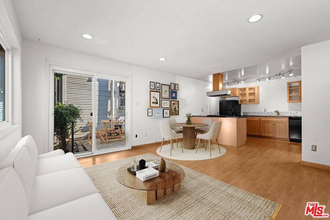 Property photo for 648 N Grand Ave, #650, Los Angeles, CA