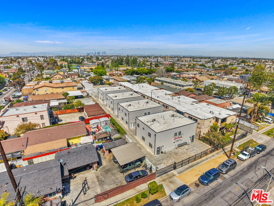 Property photo for 649 W 92nd St, Los Angeles, CA