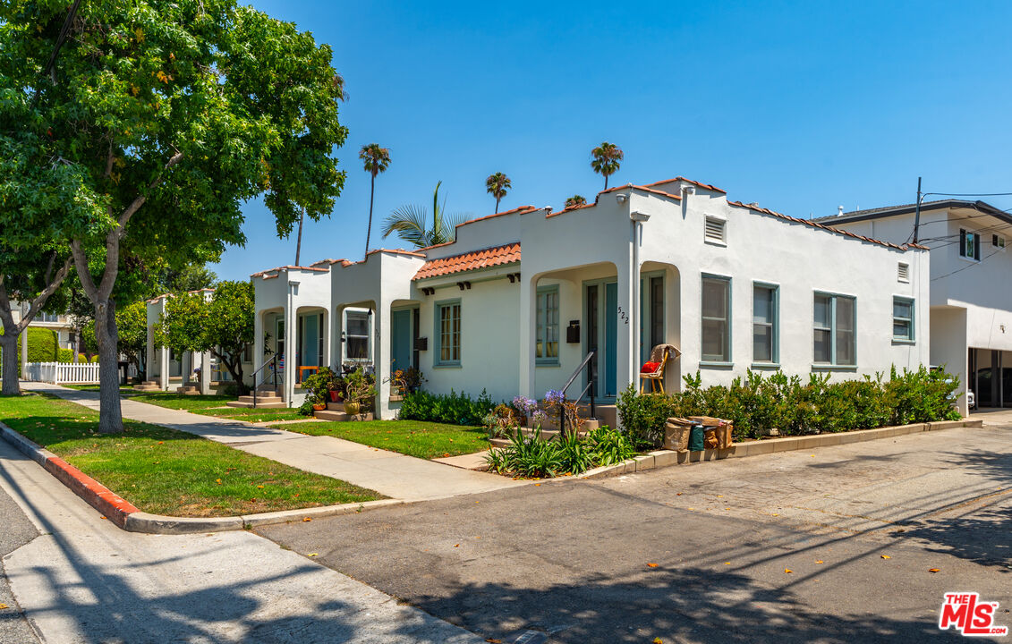 Property photo for 522 - 532 Idaho Ave, Santa Monica, CA