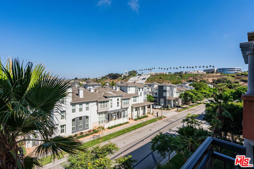 Property photo for 6020 Seabluff Dr, #426, Playa Vista, CA