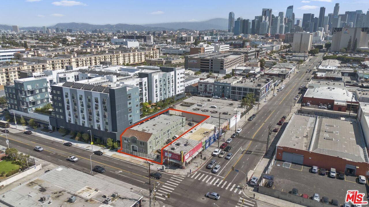Property photo for 225 W Adams Blvd, Los Angeles, CA