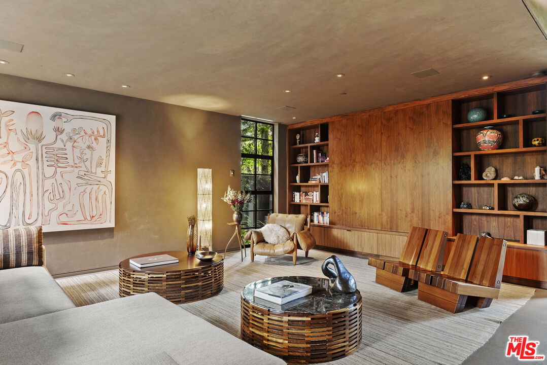 Property photo for 634 Milwood Ave, Venice, CA