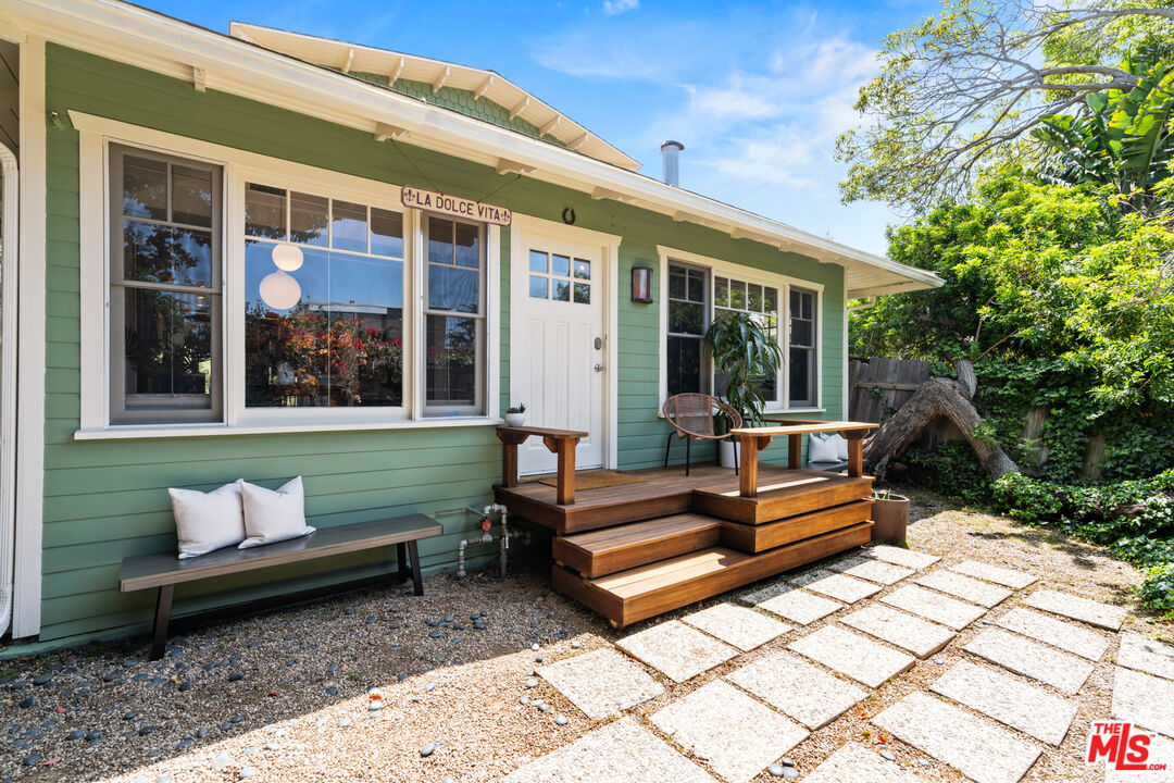 Property photo for 340 5th Ave, Venice, CA