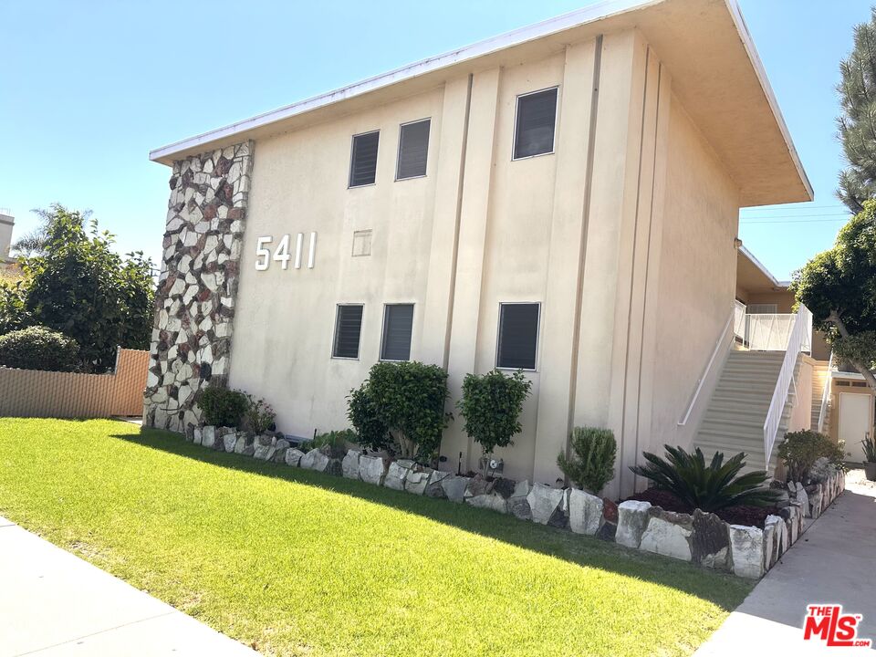 Property photo for 5411 S Centinela Ave, #1, Los Angeles, CA