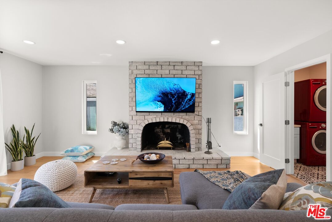 Property photo for 2804 Spreckels Ln, Redondo Beach, CA