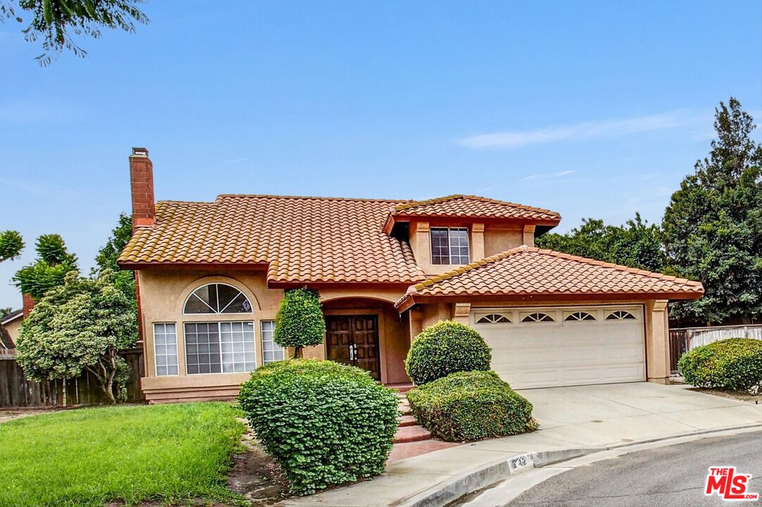 Property photo for 2882 Butte Creek Pl, Ontario, CA