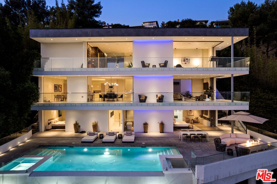 Property photo for 7080 W MULHOLLAND DR, Los Angeles, CA