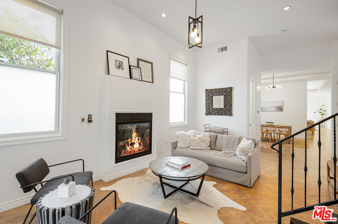 Property photo for 715 N Kilkea Dr, #1/2, Los Angeles, CA