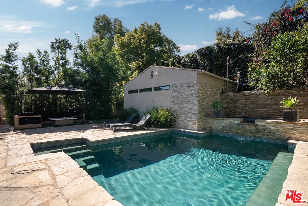 Property photo for 107 S Gardner St, Los Angeles, CA