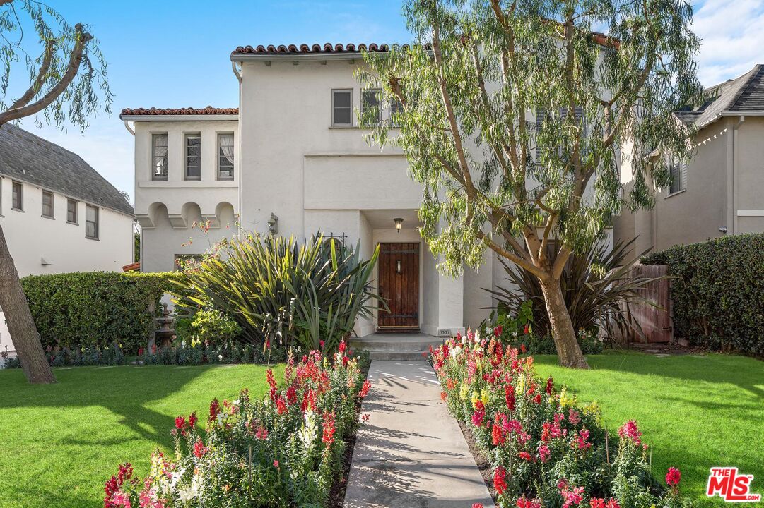 Property photo for 537 N June St, Los Angeles, CA