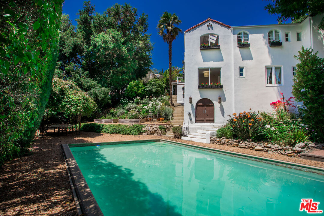 Property photo for 2928 Westbrook Ave, Los Angeles, CA