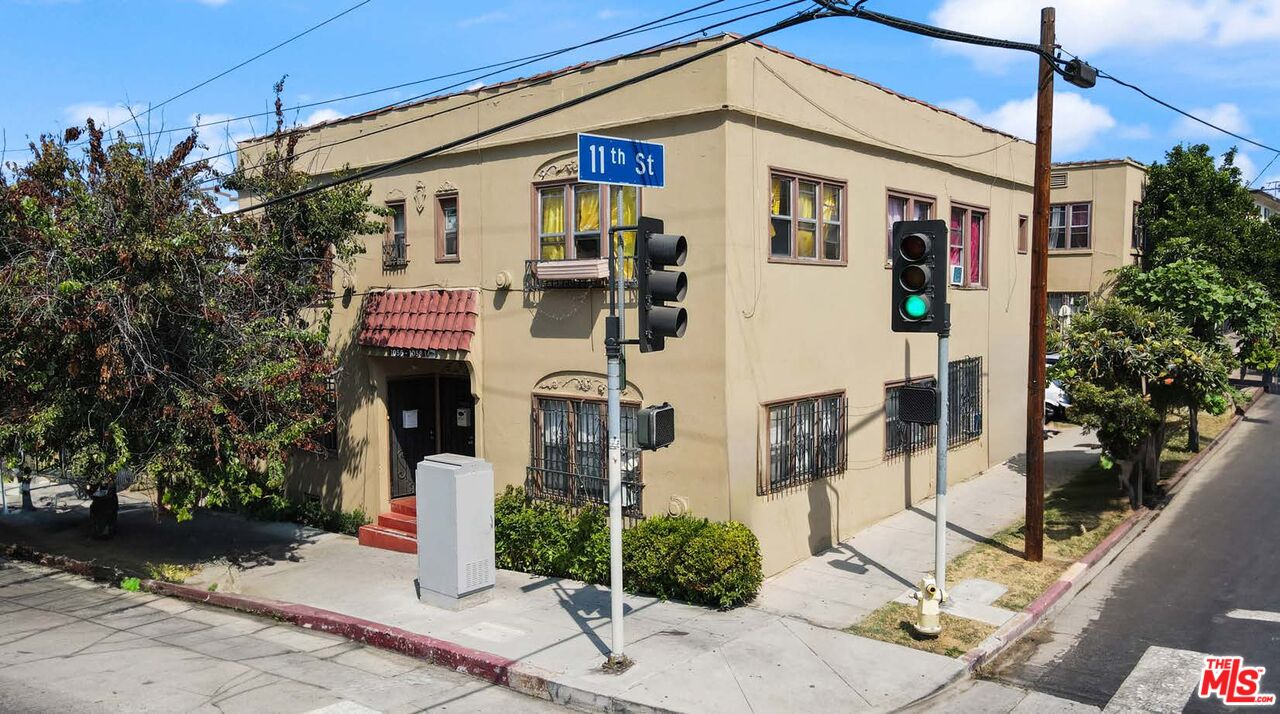 Property photo for 3013 W 11th St, Los Angeles, CA