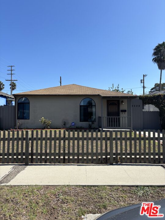 Property photo for 3508 Ashwood Ave, Los Angeles, CA